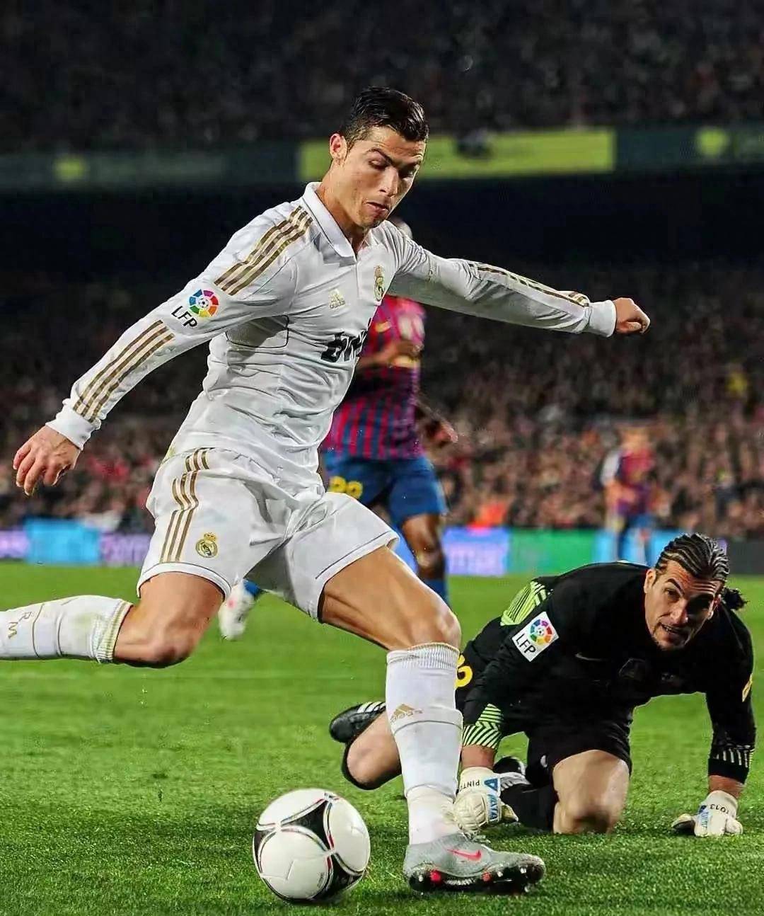 C罗在掘金比赛中突破纪录，势不可挡引发热议！的简单介绍