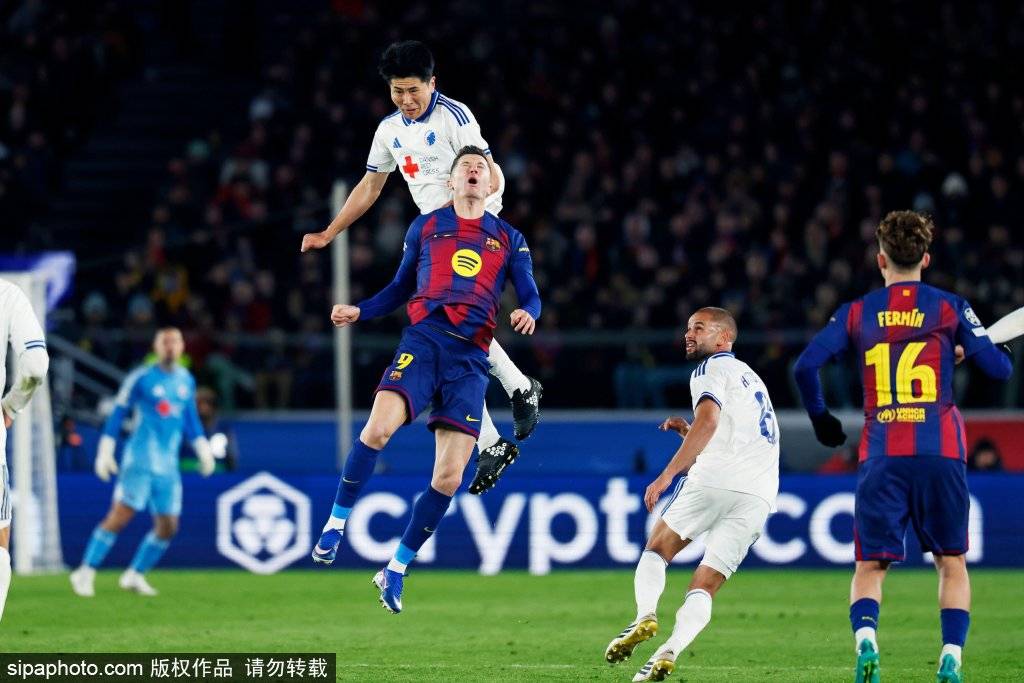 一号娱乐-关于莱万多夫斯基回归赛场，大胜首场状态亮眼，TL观众沸腾！的信息